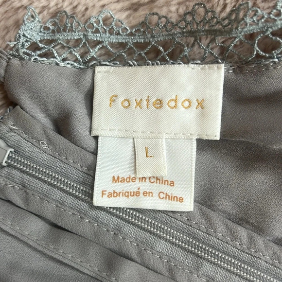 Gorgeous Crochet halter dress in grey blue - Picture 8 of 11